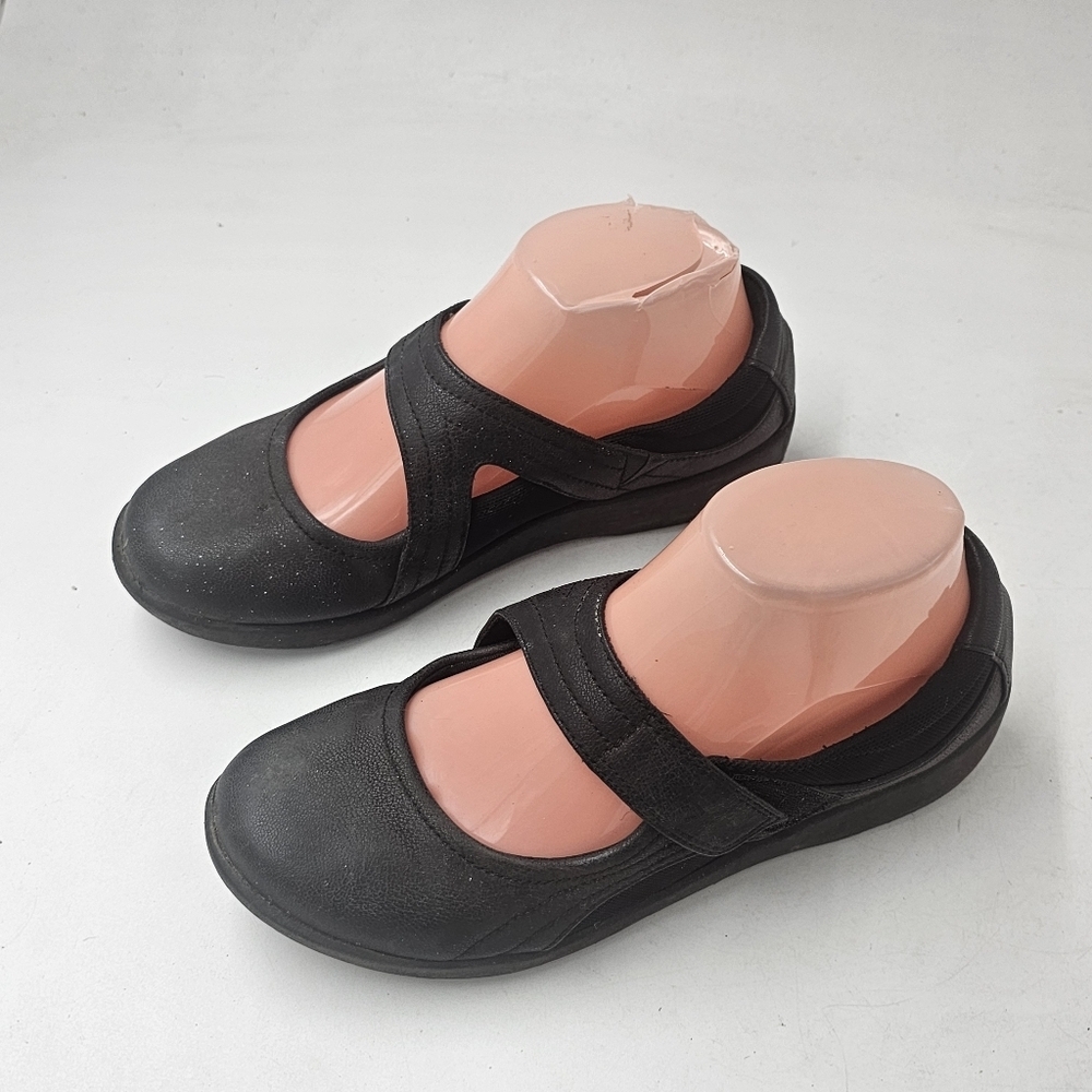 Clarks Sillian Bella Mary Jane Sporty Flats Black Women Size 7 - Picture 6 of 11